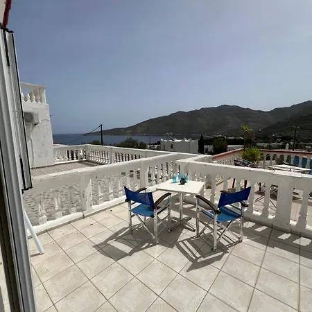 Nikos Studios Livadia  Exterior photo