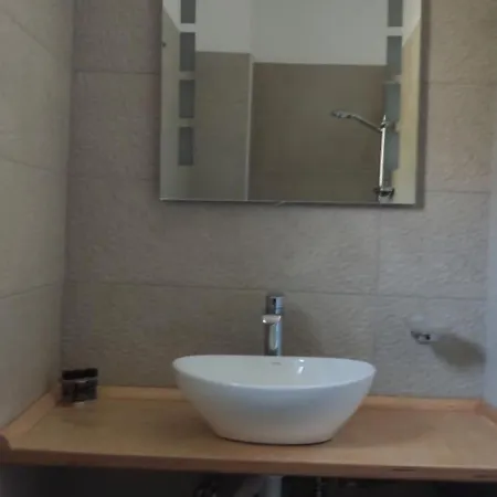 Nikos Studios Livadia  Room photo