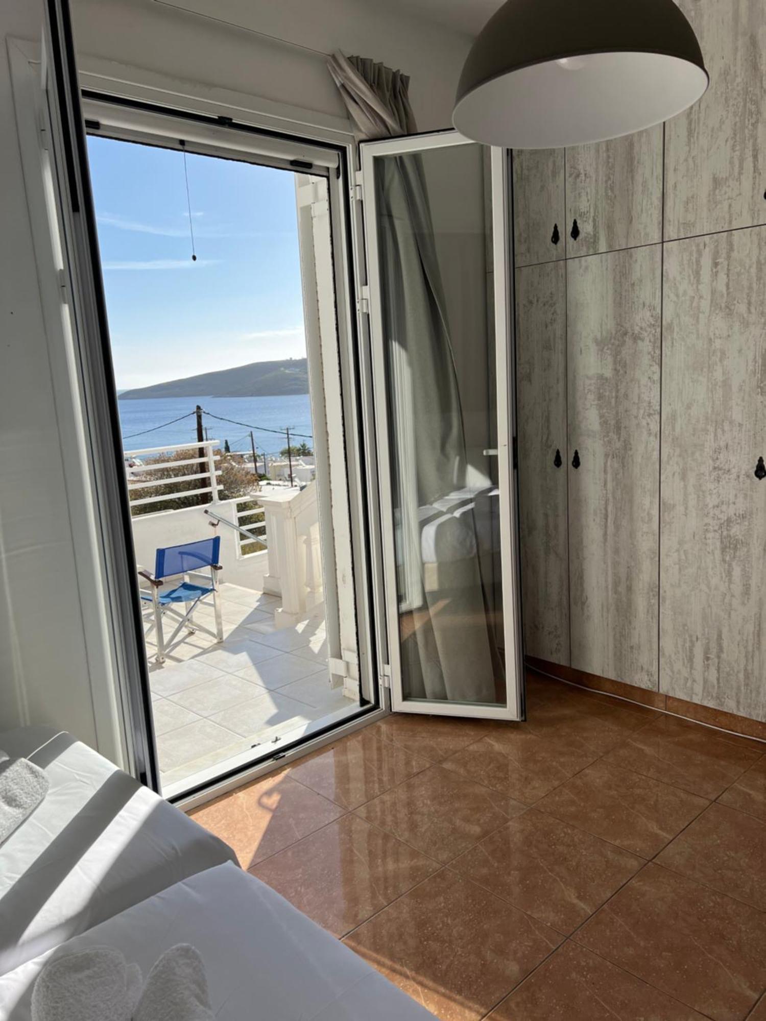 Apartment Nikos Livadia (Tilos)